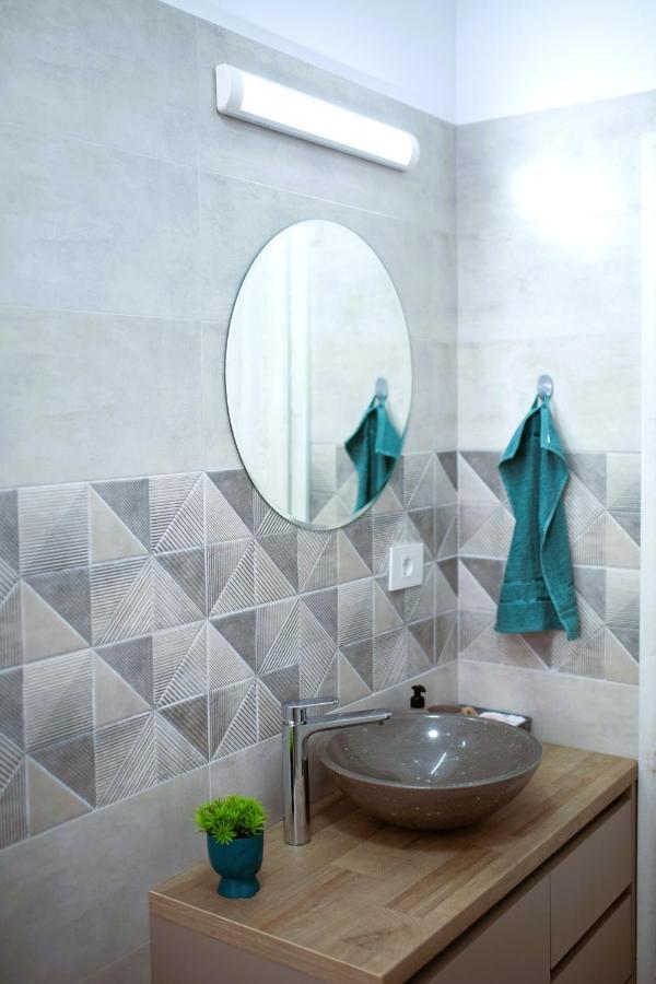 Galaţi 'Just Like Home' Apartment - With Private Parking Place מראה חיצוני תמונה