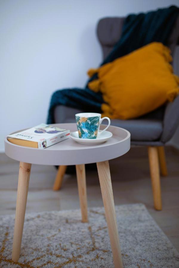 Galaţi 'Just Like Home' Apartment - With Private Parking Place מראה חיצוני תמונה